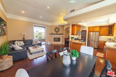 2417 Carnegie Ln unit B, Redondo Beach, CA 90278 - photo 6