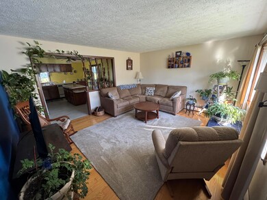 22 Bosse St, Lewiston, ME 04240 - photo 5