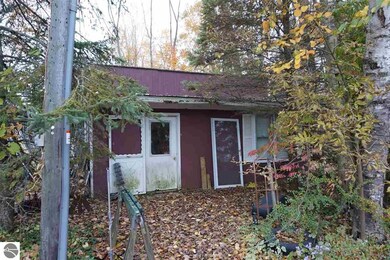 4990 E Huron Rd, Au Gres, MI 48703 - photo 3