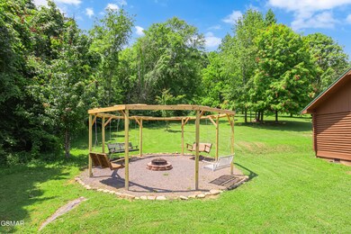 509 Thomas Loop Rd-130