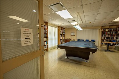 16790 NE 14th Ave unit 215, Miami, FL 33162 - photo 4