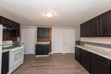 26-28 Salem St unit 3, Salem, MA 01970 - photo 7