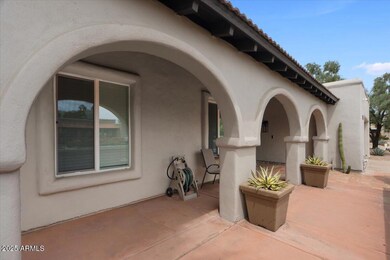 05-Front patio