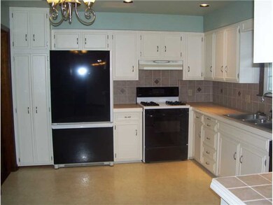 152 Jackson St, Indiana, PA 15701 - photo 6