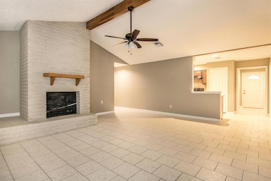 4327 Lucian Ln, Friendswood, TX 77546 - photo 3