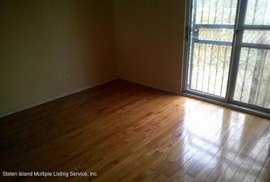 57 Skyline Dr, Staten Island, NY 10304 - photo 7