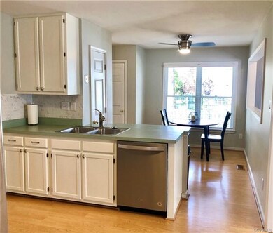 5008 Kingshurst Ct, Glen Allen, VA 23060 - photo 4