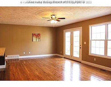 79 Scottsdale Ln, Scott Depot, WV 25560 - photo 6