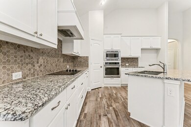 421 Bentley Dr, Midlothian, TX 76065 - photo 6