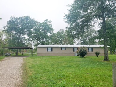 235 R-4401, Dayton, TX 77535 - photo 2