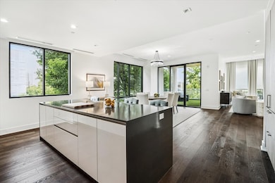 5104 Caroline St unit 202, Houston, TX 77004 - photo 6