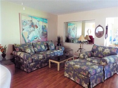 Extra Seating Area