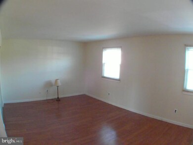 22 Belfast Dr, North Wales, PA 19454 - photo 4