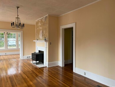 315 Scott St, Kingstree, SC 29556 - photo 5