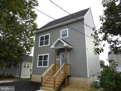 7905 W End Dr, Riviera Beach, MD 21226 - photo 3