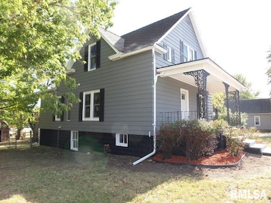 1404 N Logan St, Chillicothe, IL 61523 - photo 6