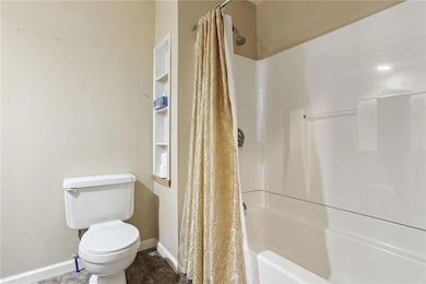 6621 Garnett Dr, Shawnee, KS 66203 - photo 5