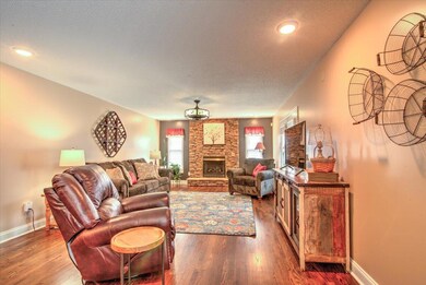 1406 Squibb Dr, Johnson City, TN 37601 - photo 5