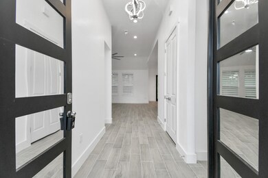 517 Lovers Ln, Dayton, TX 77535 - photo 5