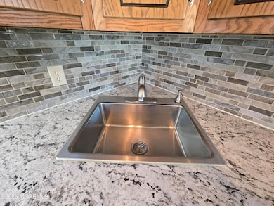 871 S Concourse, Keyport, NJ 07735 - photo 3