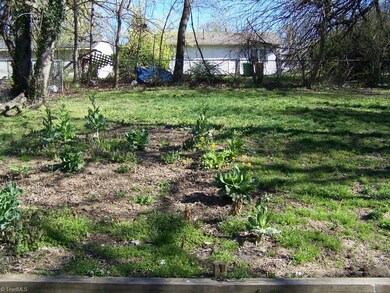 1301 Furlough Ave, High Point, NC 27260 - photo 7