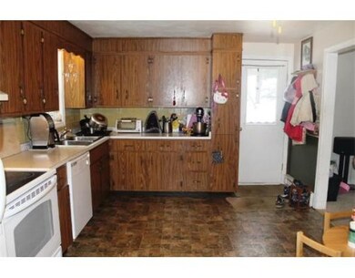 88 Paxton Rd, Spencer, MA 01562 - photo 5