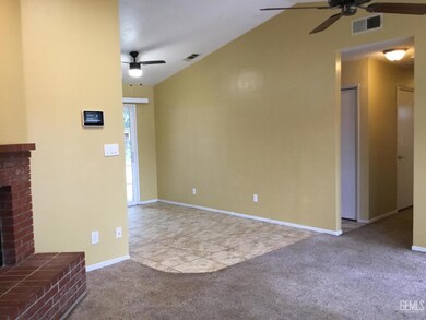 4611 Gardenwood Ln, Bakersfield, CA 93309 - photo 4