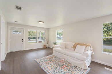 7-web-or-mls-132-minnesota-st