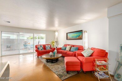 402 W Cheery Lynn Rd, Phoenix, AZ 85013 - photo 2