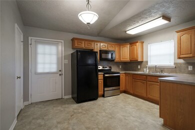 200 Richards St unit B, College Station, TX 77840 - photo 4