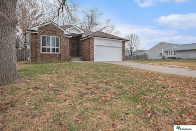 15241 R St, Omaha, NE 68137 - photo 3