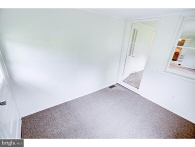 82 Castle Heights Ave, Pennsville, NJ 08070 - photo 5