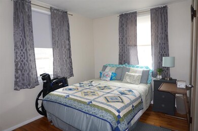 17 Maplewood Ave, Dover, NH 03820 - photo 7