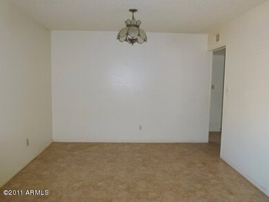 9607 N 43rd Ave, Phoenix, AZ 85051 - photo 2