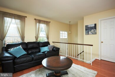 1319 Templeton Place, Rockville, MD 20852 - photo 3