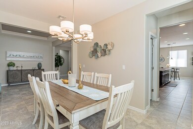 FORMAL DINING