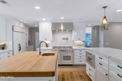 Gourmet Kitchen
