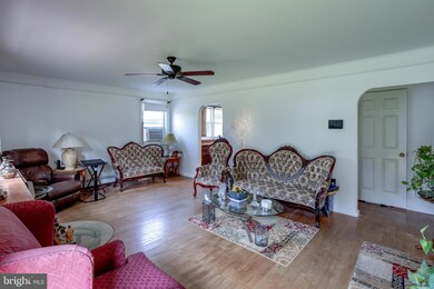 304 Fountain Ave, Burlington, NJ 08016 - photo 6