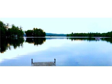 Thompson Lake dock side