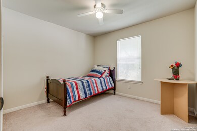 819 Fair Ln, New Braunfels, TX 78130 - photo 6