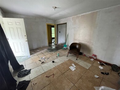 2806 Hitchcock St, Houston, TX 77093 - photo 3