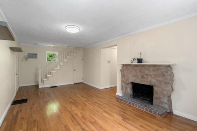 7 Magnolia Rd unit 1, Natick, MA 01760 - photo 4
