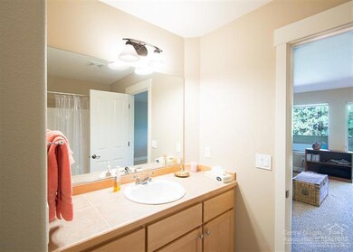 421 NW Flagline Dr, Bend, OR 97701 - photo 7