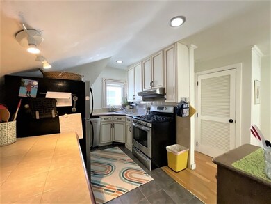 170 Chestnut St unit 3, Cambridge, MA 02139 - photo 3