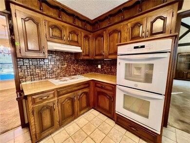 308 SE Richardson Place, Lees Summit, MO 64063 - photo 7