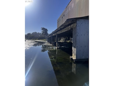 700 Park Ave unit 703,625, Lakeside, OR 97449 - photo 5