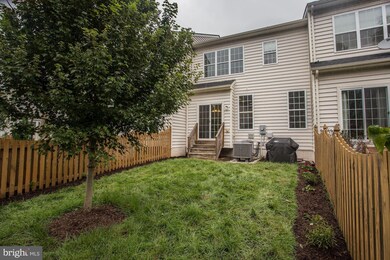 211 Croft Square, Purcellville, VA 20132 - photo 2