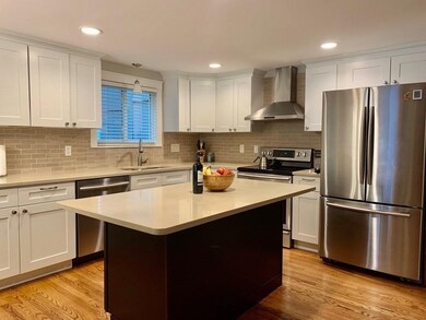 10 Laurel Ln, Amherst, MA 01002 - photo 5