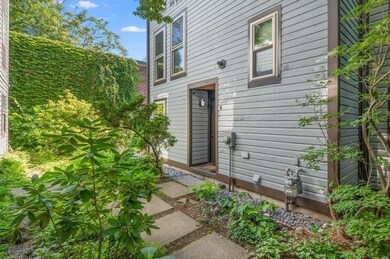 9 Bellis Cir unit 4, Cambridge, MA 02140 - photo 5