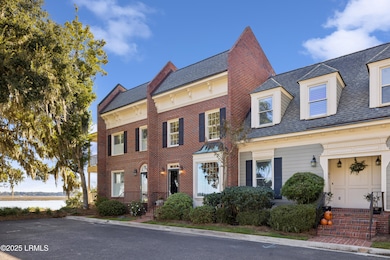 895 Ribaut Rd unit 2, Beaufort, SC 29902 - photo 4